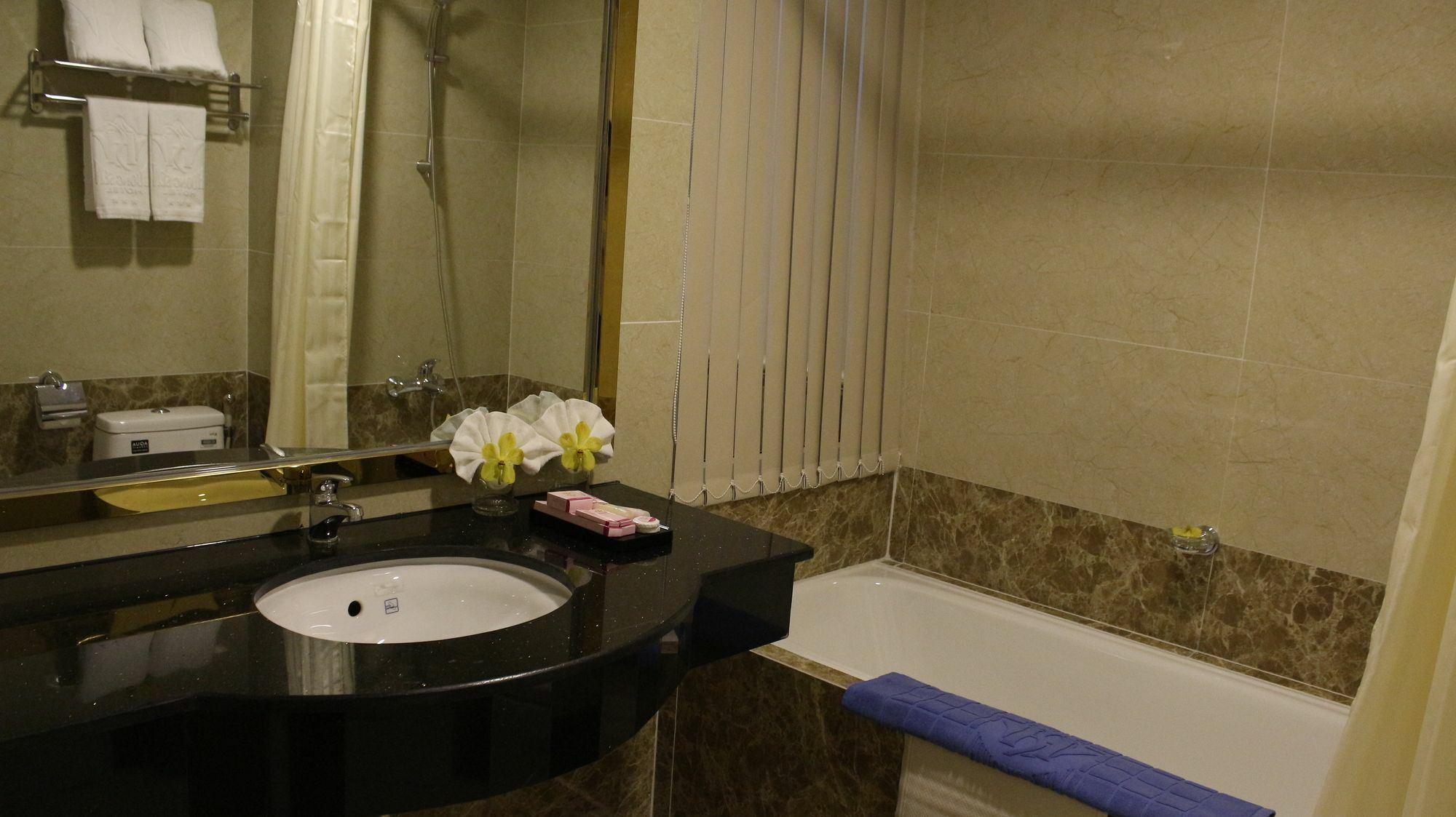 הו צ'י מין סיטי Huong Sen Annex Hotel מראה חיצוני תמונה